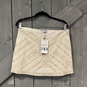 Zara Beige Embroidered Mini Skirt